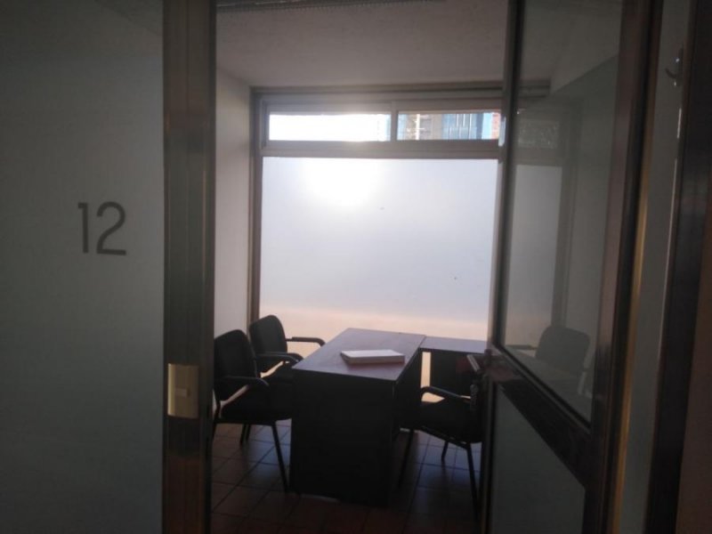 Foto Oficina en Renta en country, Zapopan, Jalisco - $ 4.500 - OFR278560 - BienesOnLine