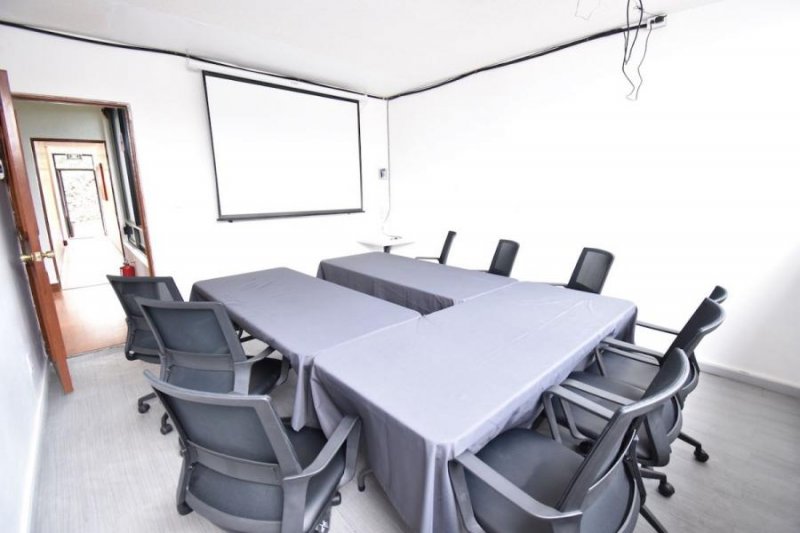 Sala de capacitación para 12 personas