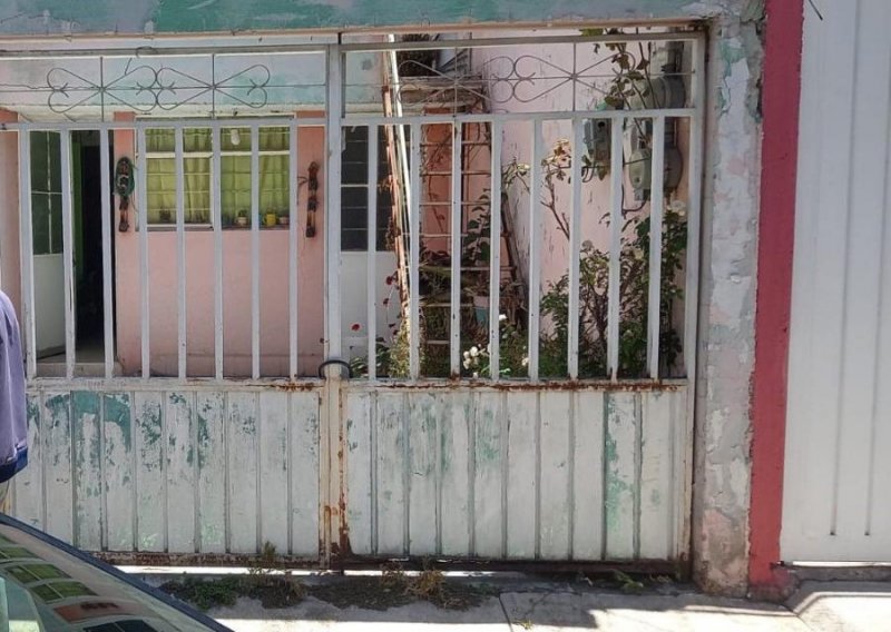 SE VENDE CASA EN COL SAN JUAN DE ARAGON VII SECCION