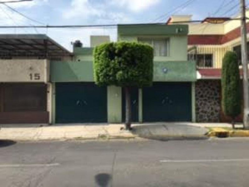 Foto Casa en Venta en Lomas Estrella Segunda Sección, Iztapalapa, Distrito Federal - $ 3.500.000 - CAV178646 - BienesOnLine