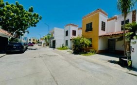 SE VENDE VIVIENDA MEDITERRANEO