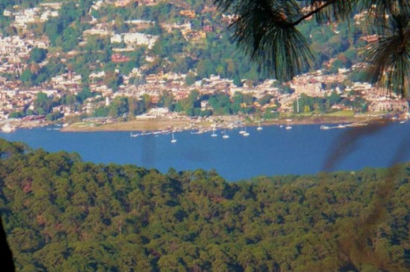 Foto Terreno en Venta en Valle de Bravo, Mexico - $ 750.000 - TEV63389 - BienesOnLine