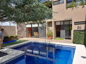 Vacacionar, rentar o vivir junto al Campo de Golf 5 rec. alberca etc.