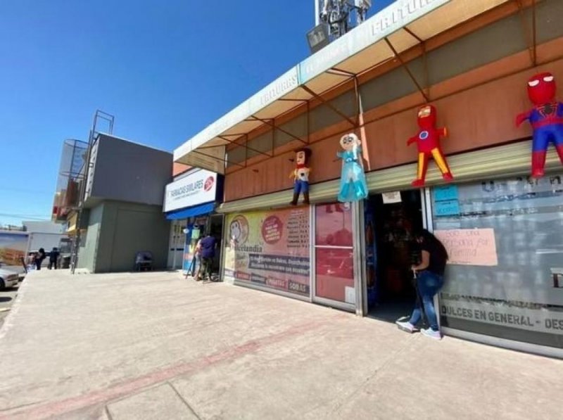 Venta de Centro Comercial en Villa del Campo, Tijuana.